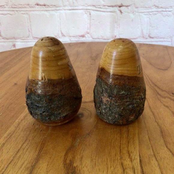 Vintage Carved Wood Rustic Salt and Pepper Shaker Pair with Bark - Picture 2 of 6